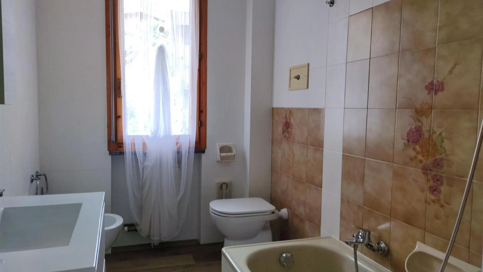 Iseolakerental - Casa Le Betulle Pisogne